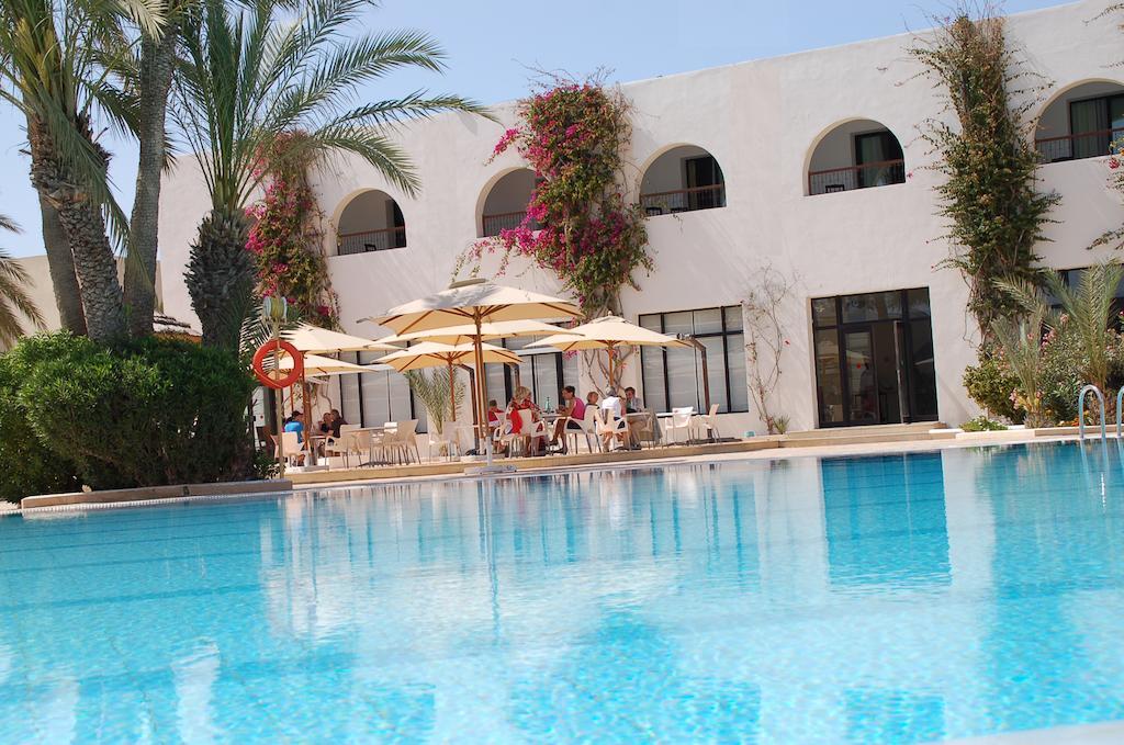 Miramar Petit Palais Hotel Мидун Екстериор снимка